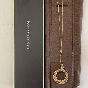 NEW never worn 18k Ross Simons Necklace